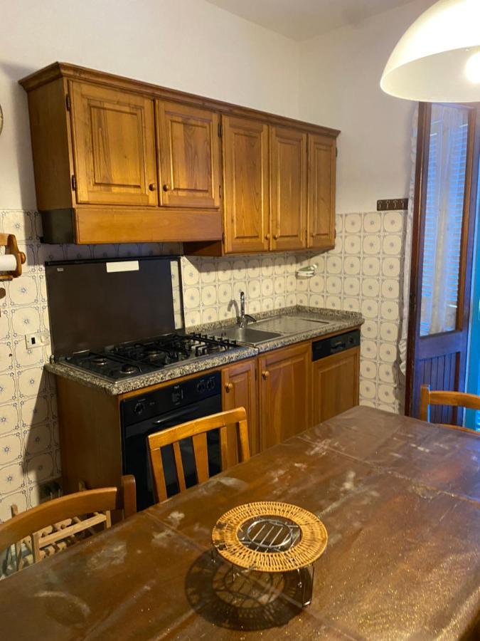 Casa Degli Zii Appartamento Letizia Luni Εξωτερικό φωτογραφία