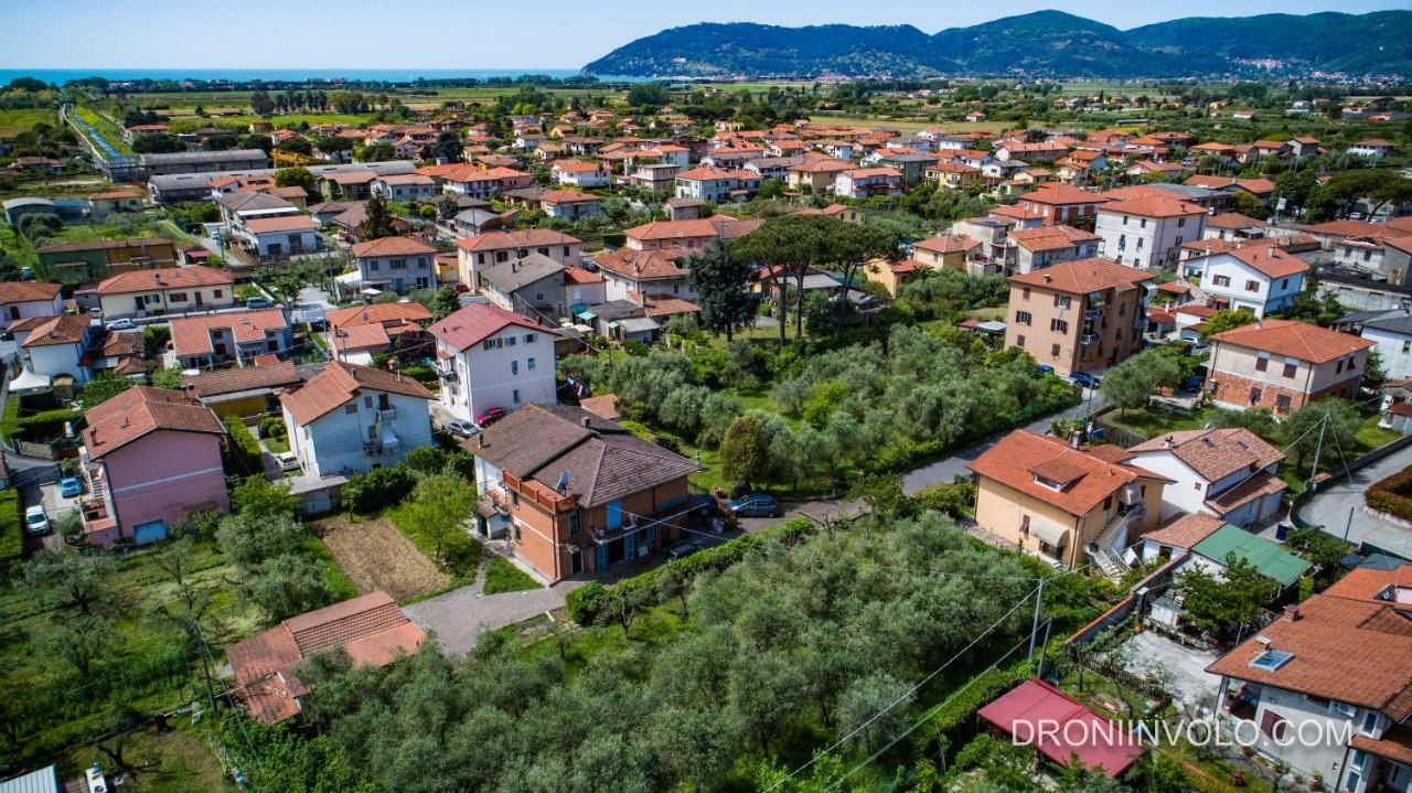 Casa Degli Zii Appartamento Letizia Luni Εξωτερικό φωτογραφία