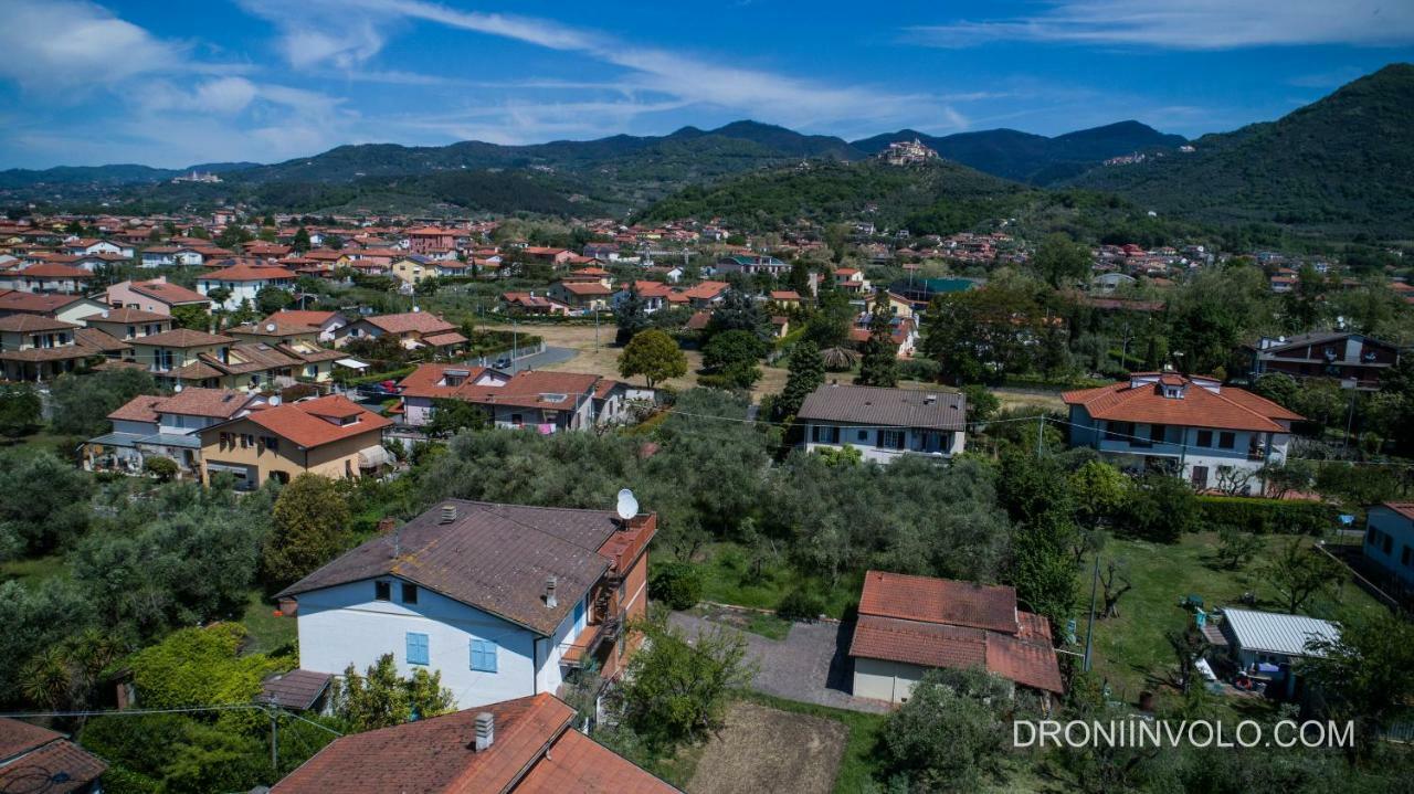 Casa Degli Zii Appartamento Letizia Luni Εξωτερικό φωτογραφία