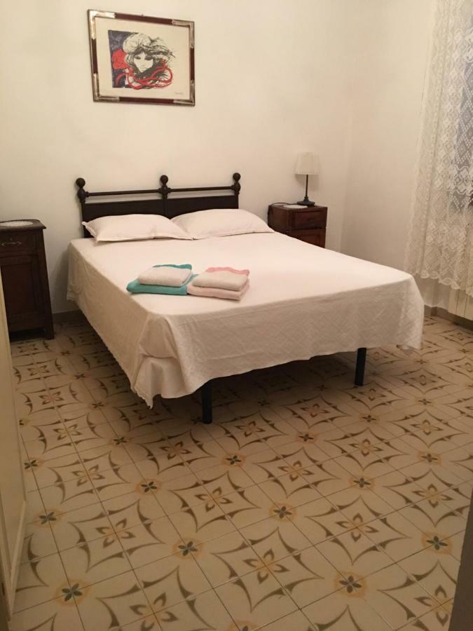 Casa Degli Zii Appartamento Letizia Luni Εξωτερικό φωτογραφία